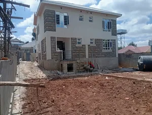 4bdrm Mansion in Ngong CBD for sale