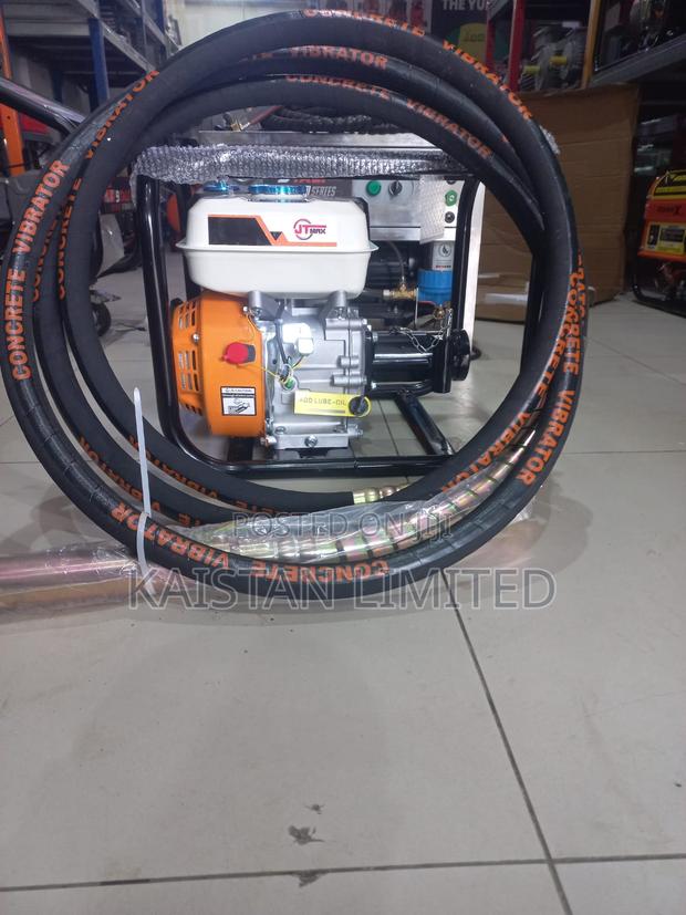 Concrete Vibrator 7.5hp With Shaft