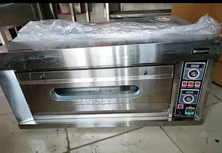 Electric Deck Oven With 2 Trays