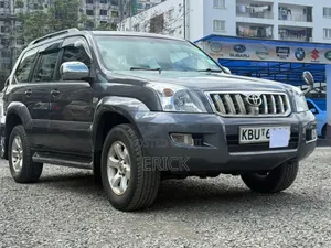 Toyota Land Cruiser Prado 3.0 D-4D 5dr 2005 Gray