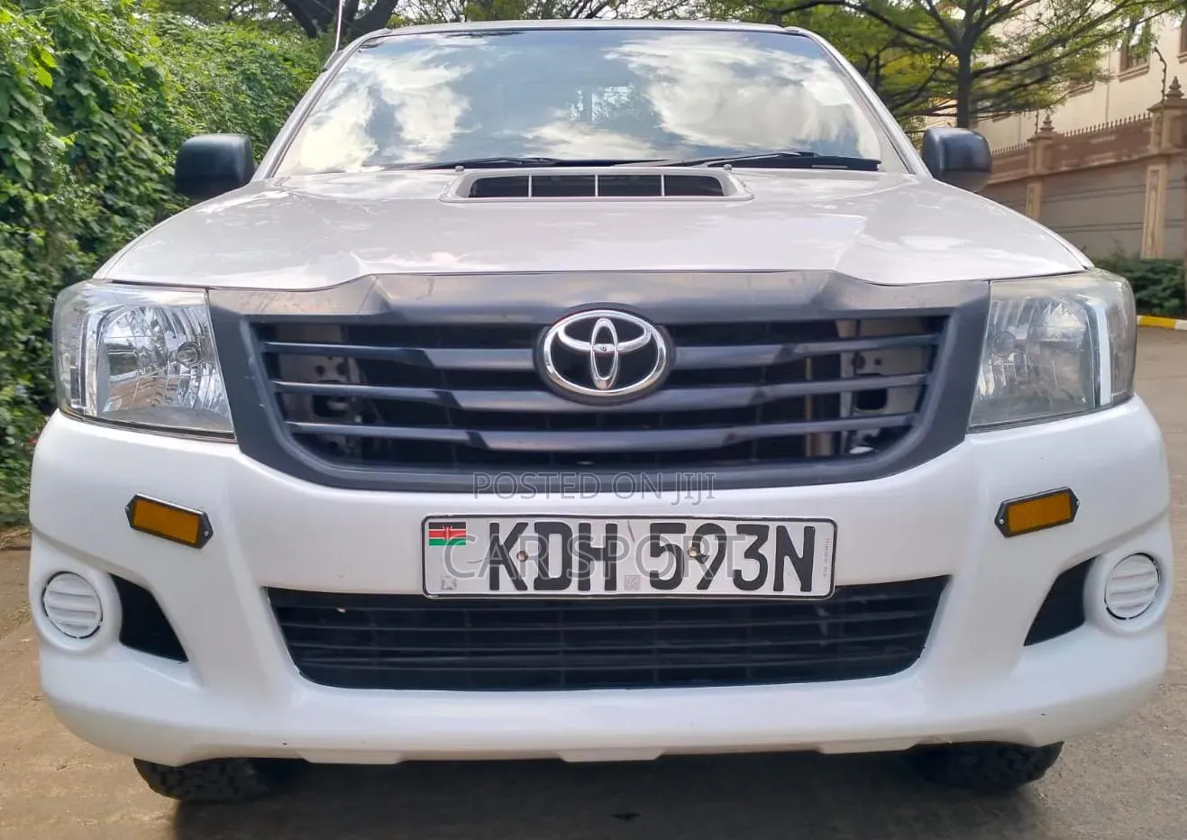 Toyota Hilux 2015 White