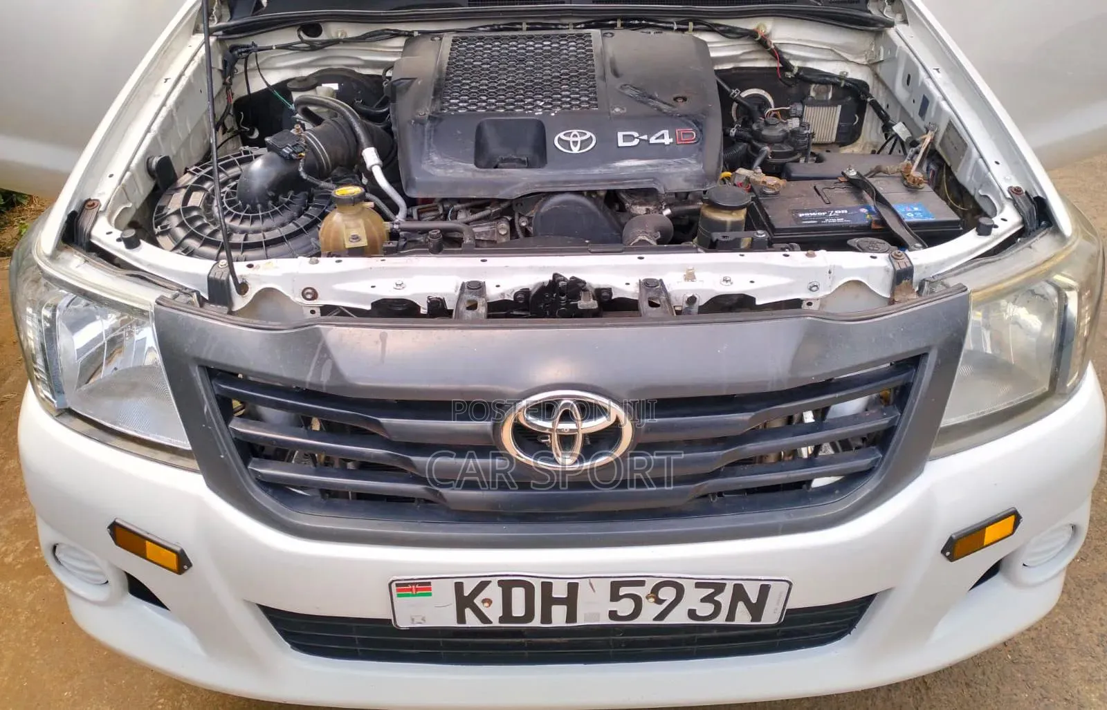 Toyota Hilux 2015 White