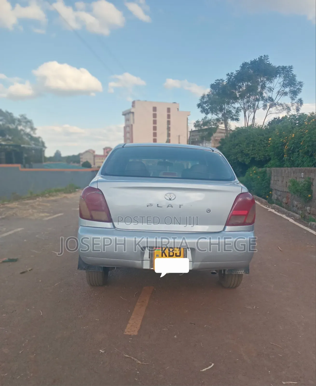 Toyota Platz 2002 Silver