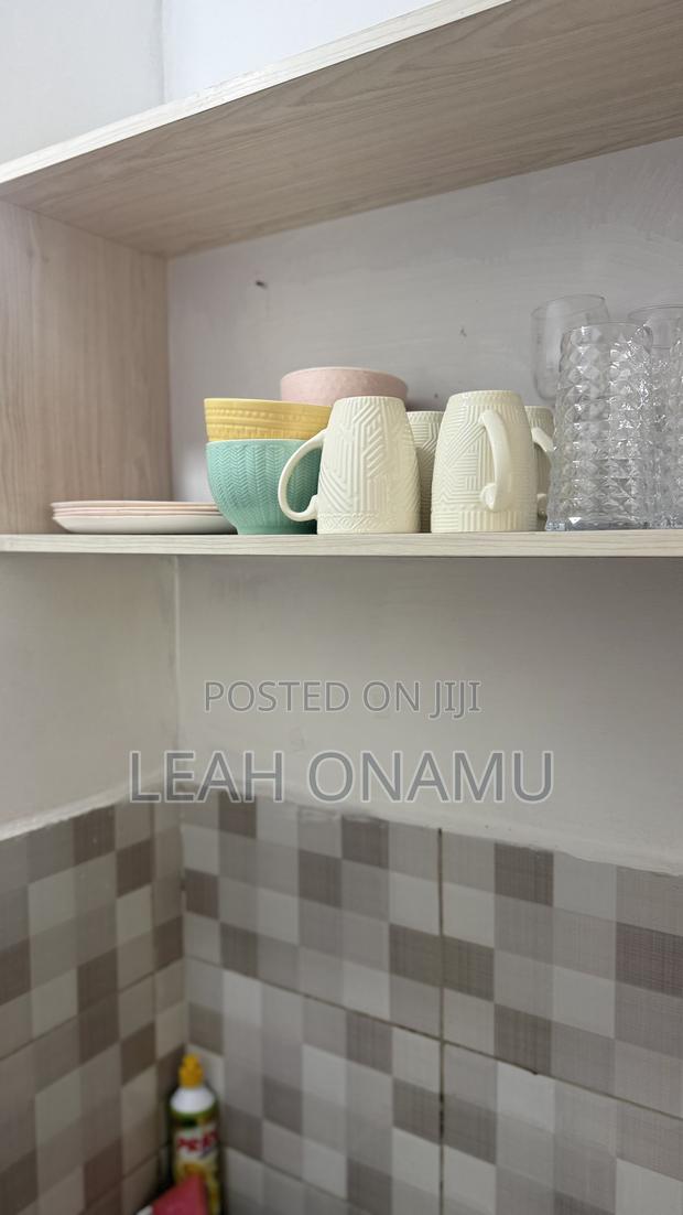 1/2 Bedroom Buxton Apartment - thumbnail 7