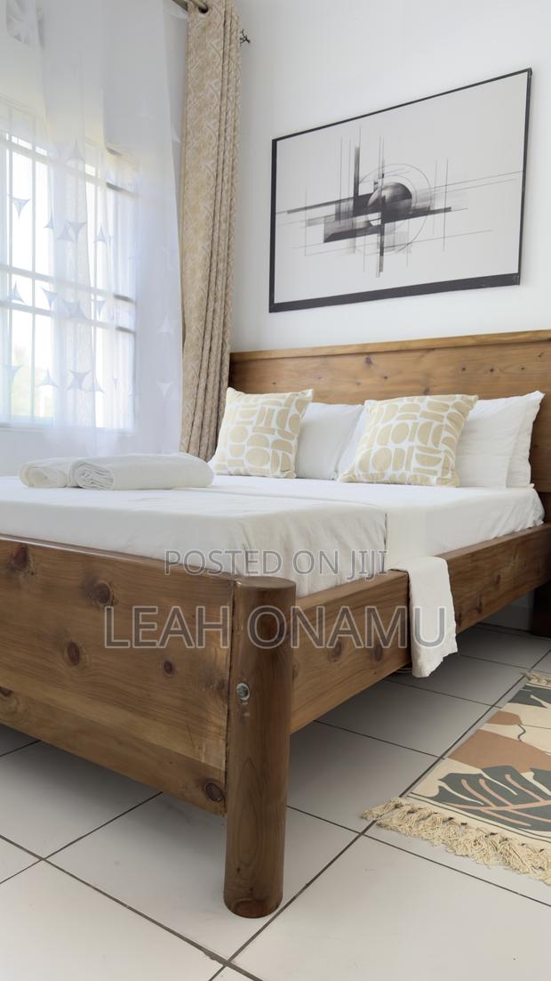 1/2 Bedroom Buxton Apartment