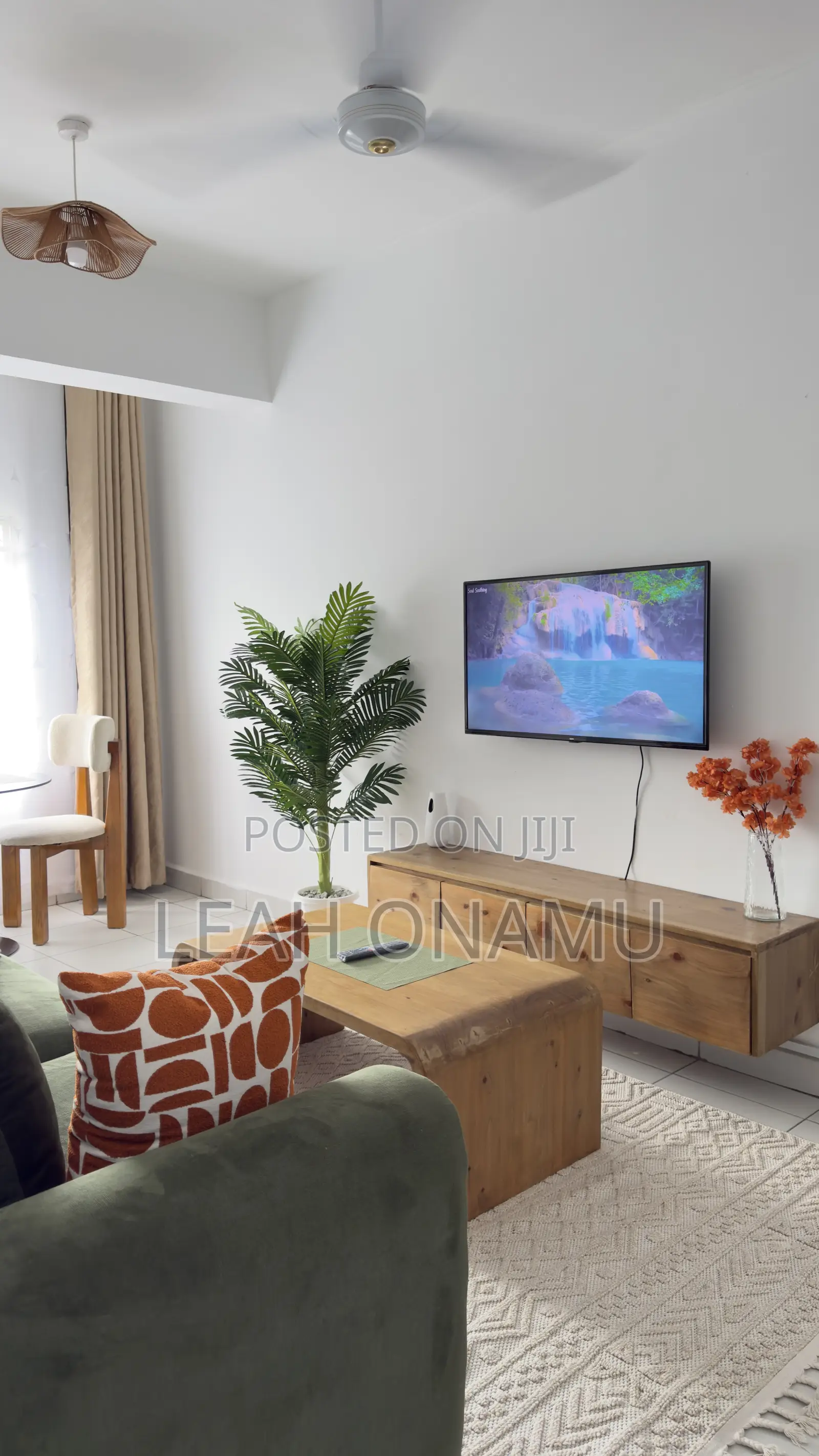 1/2 Bedroom Buxton Apartment