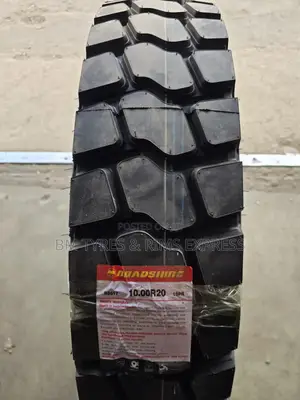 1000r20 Roadshine Tires (Diff)