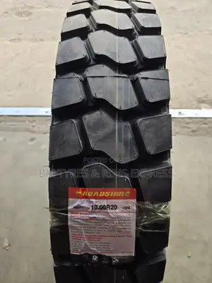 1000r20 Roadshine Tires (Diff)