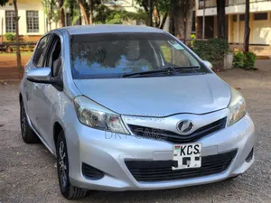 Toyota Vitz 2013