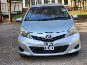 Toyota Vitz 2013