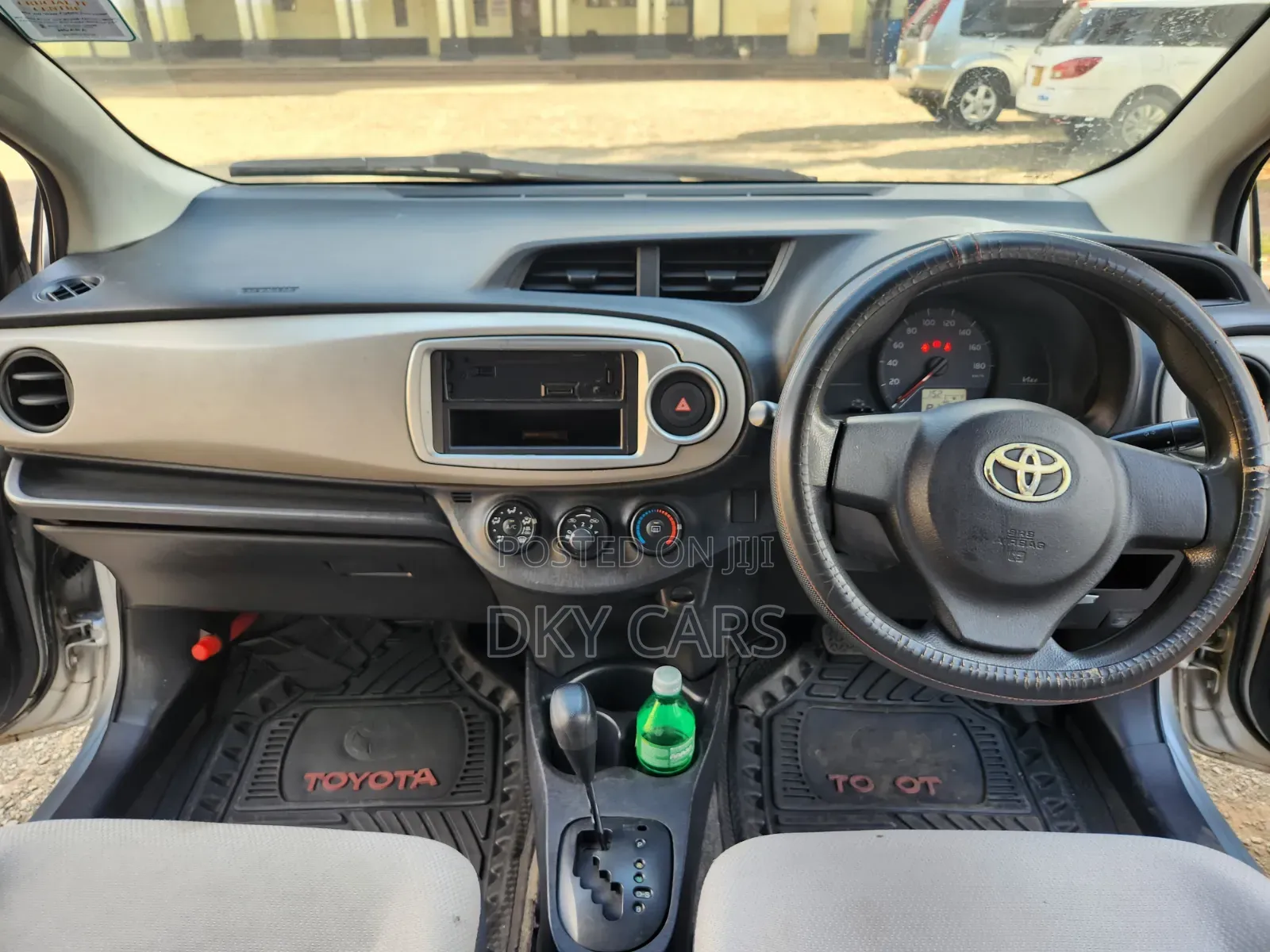 Toyota Vitz 2013