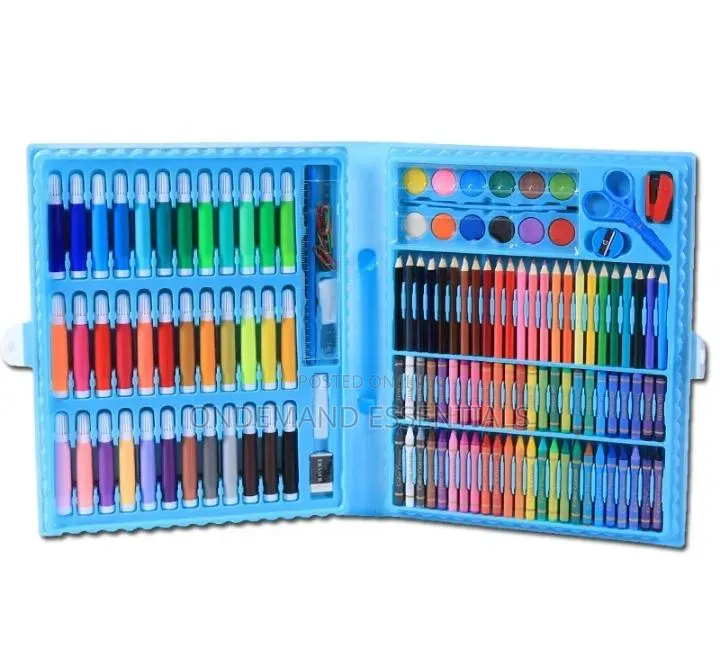 Art Set 150 Pieces Available