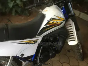 Yamaha DT175 2021 White