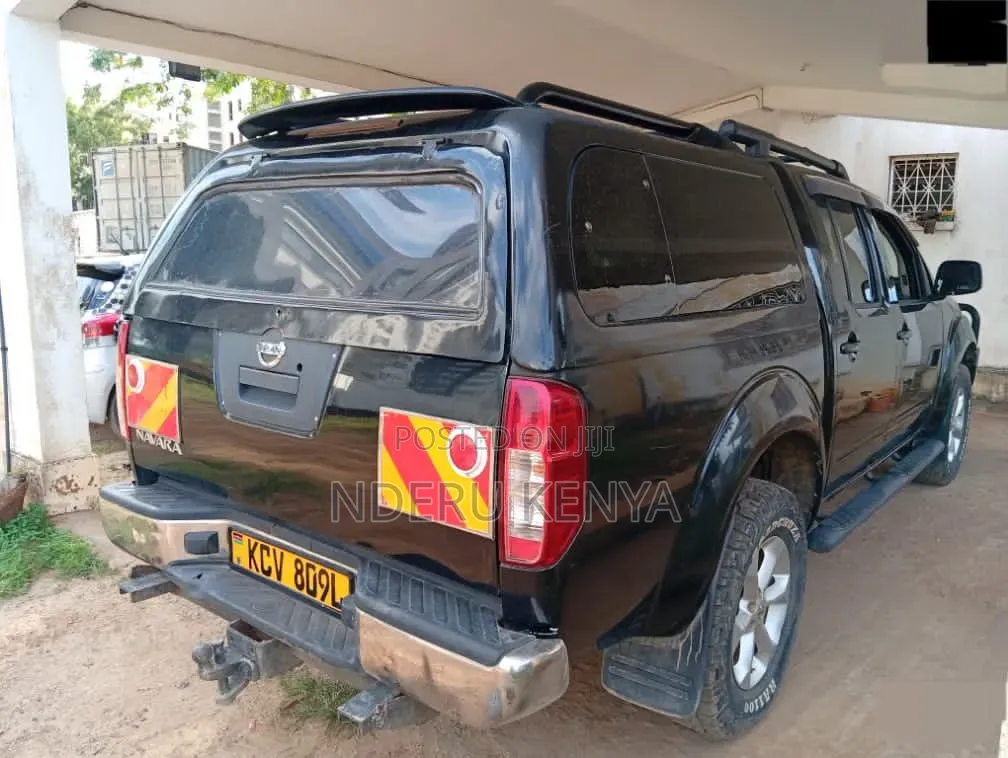 Nissan Navara 2.5 dCi 2012 Black