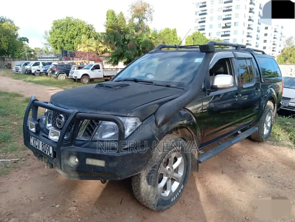 Nissan Navara 2.5 dCi 2012 Black