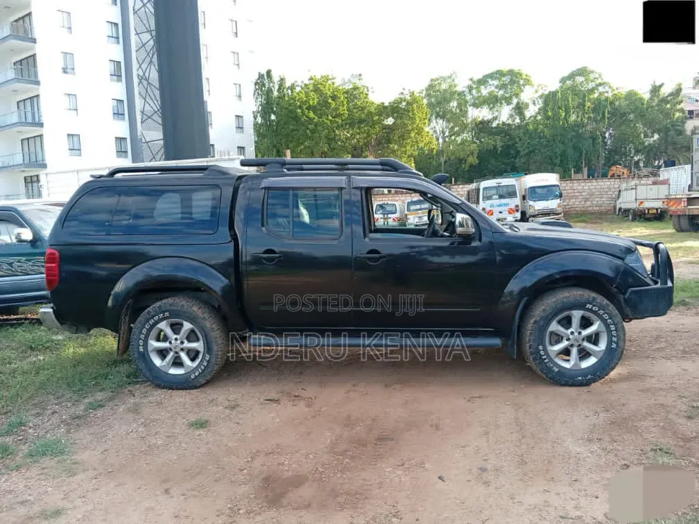 Nissan Navara 2.5 dCi 2012 Black