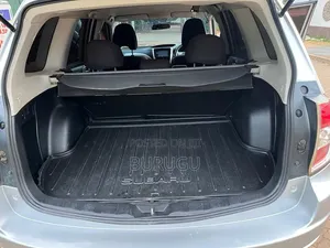 Subaru Forester 2010 Silver