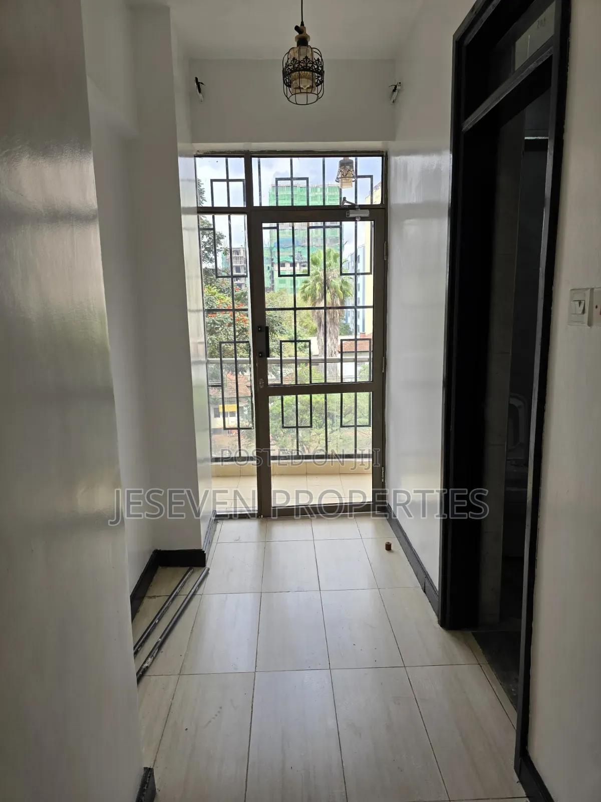 4bdrm Apartment in Parklands Third for rent