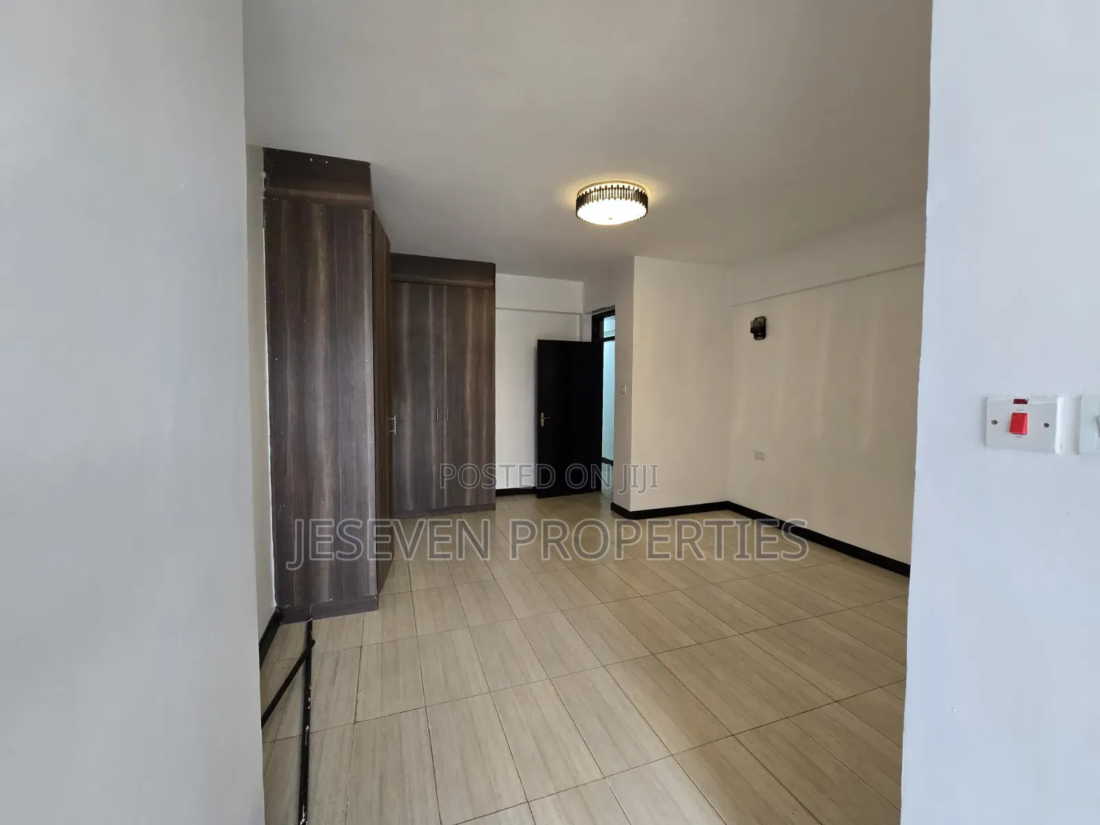 4bdrm Apartment in Parklands Third for rent