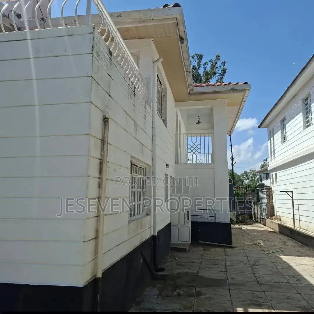 4bdrm Mansion in Syokimau, Gateway Mall Area for rent