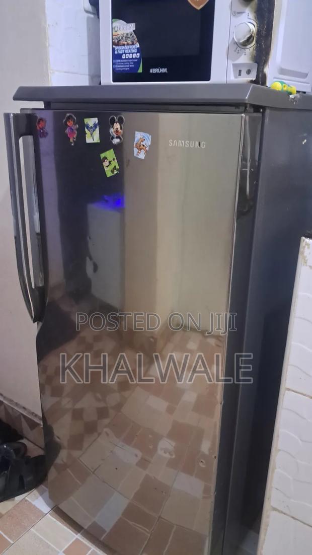 Samsung Fridge - thumbnail 2