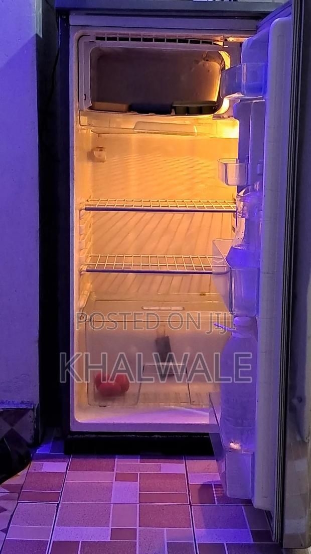 Samsung Fridge - thumbnail 4