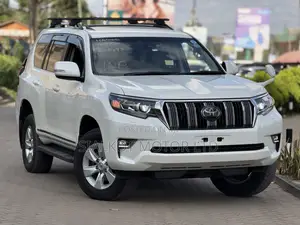 Toyota Land Cruiser Prado 2.7 2019 White