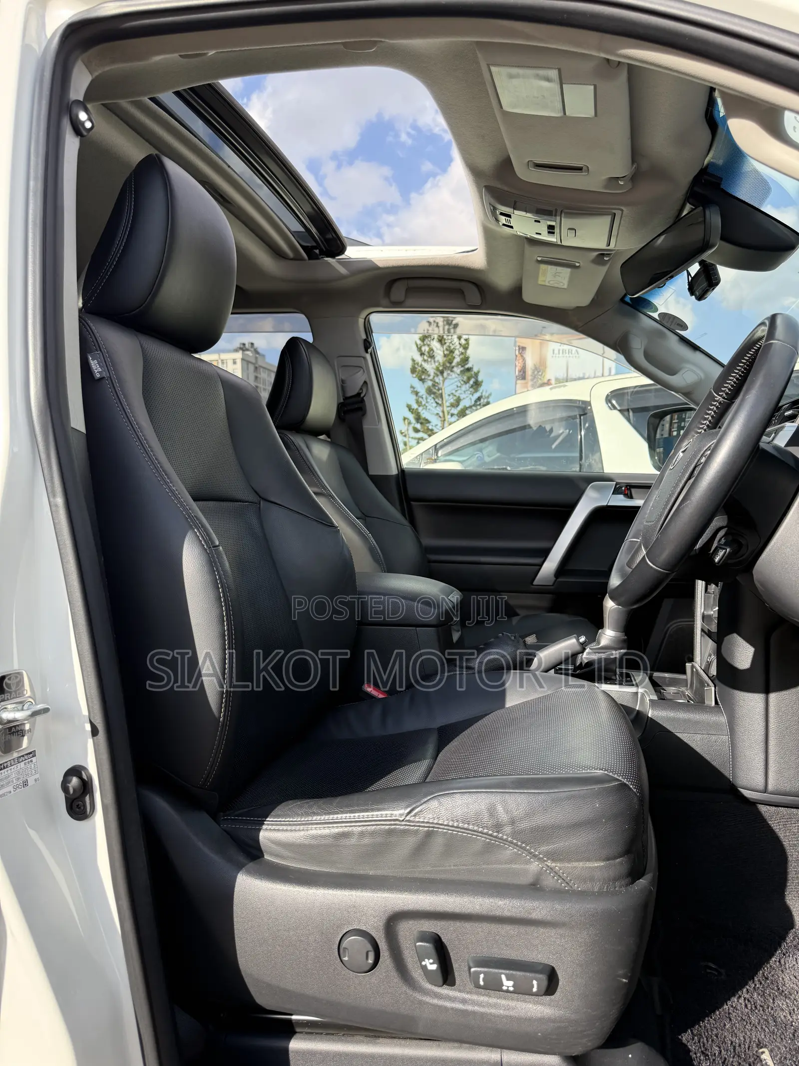 Toyota Land Cruiser Prado 2.7 2019 White