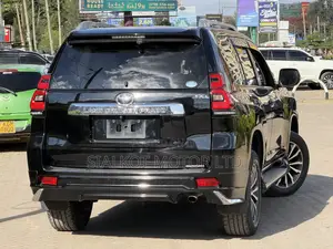 Toyota Land Cruiser Prado 2.7 2019 Black
