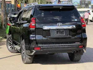 Toyota Land Cruiser Prado 2.7 2019 Black