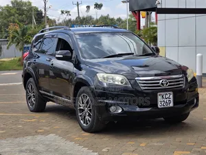 Toyota Vanguard 2013 Black