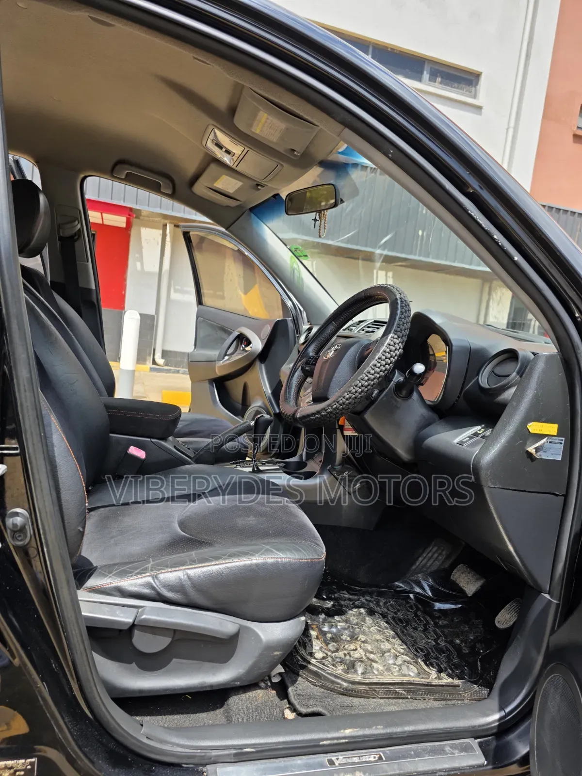 Toyota Vanguard 2013 Black