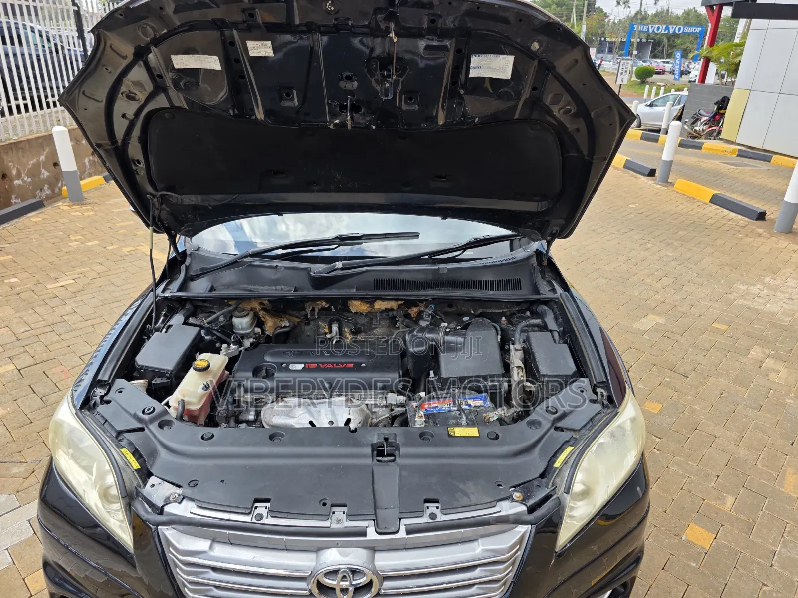 Toyota Vanguard 2013 Black