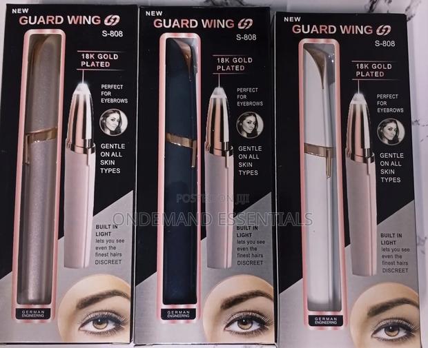  New Guard Wing S-808 Eyebrow Trimmer – Precision Meets Elegance