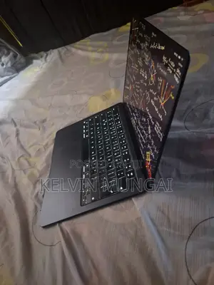 Laptop Apple MacBook Air 2022 M2 8GB Apple M2 SSD 256GB
