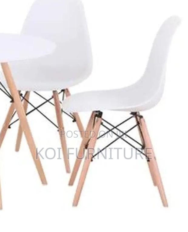 Dining Chairs; Eames Dining Chairs With Wooden Legs - thumbnail 5