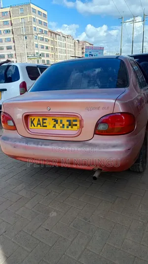 Hyundai Accent 1998 Pink