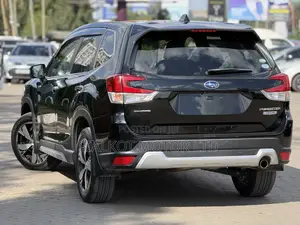 Subaru Forester Base AWD 2019 Black