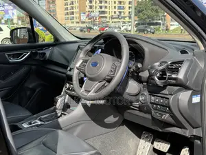 Subaru Forester Base AWD 2019 Black