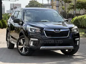 Subaru Forester Base AWD 2019 Black
