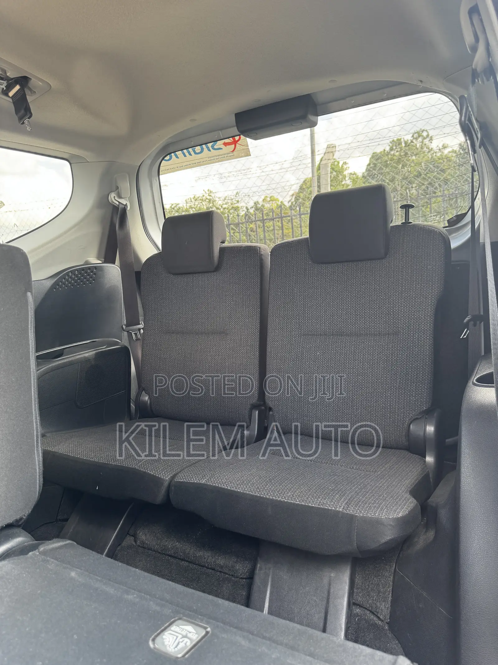 Toyota Sienta 1.5 AWD 2019 Silver
