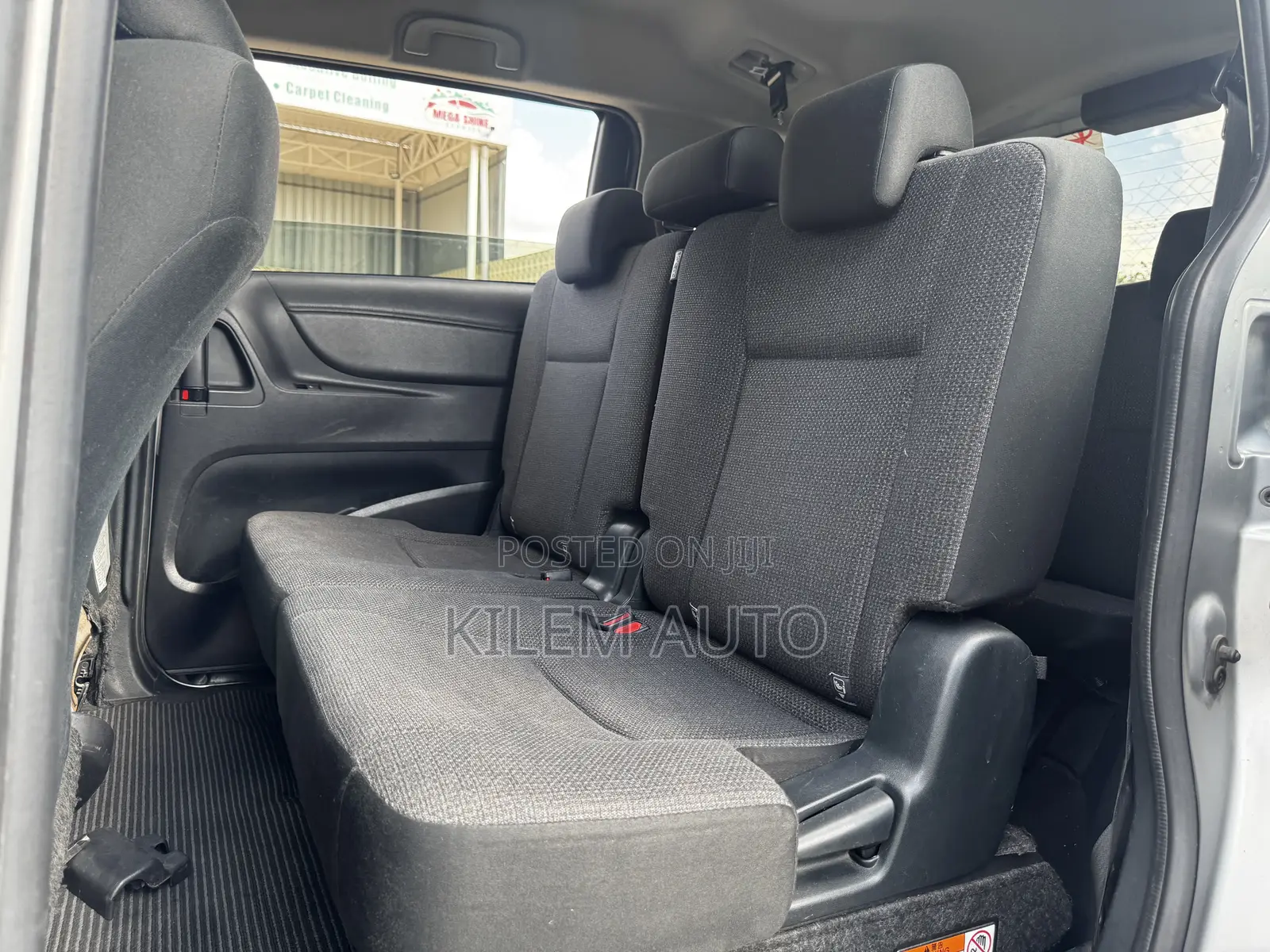 Toyota Sienta 1.5 AWD 2019 Silver
