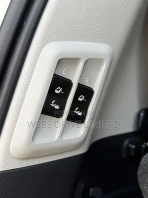 Toyota Land Cruiser Prado 2.8 2022 Pearl