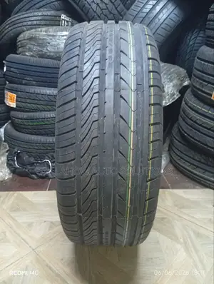 Torque 235/55r18 Tire - Quiet Comfort Sport Touring Radial