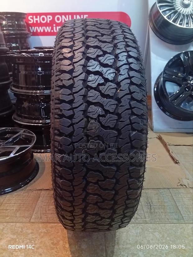 Kumho 225/65r17 Tire - Premium Quiet Comfort Touring Radial