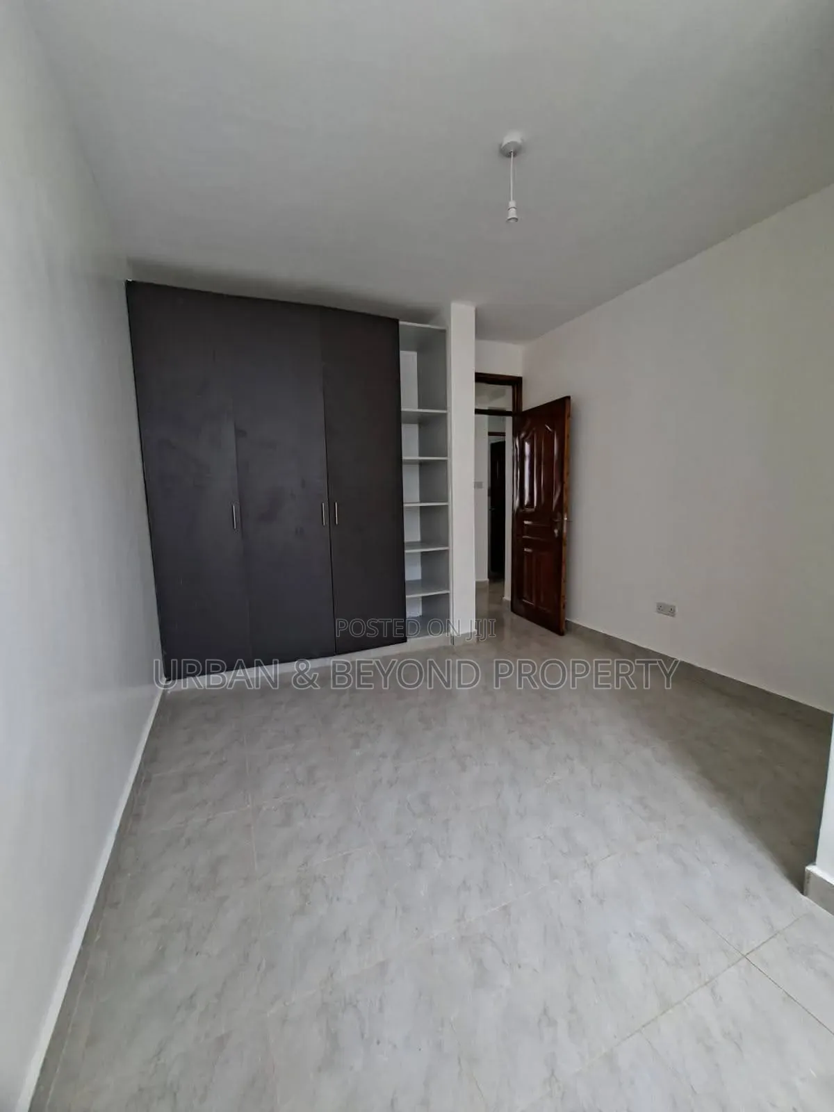 4bdrm Townhouse / Terrace in Karai for rent