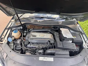 Volkswagen Passat S 2013 Blue