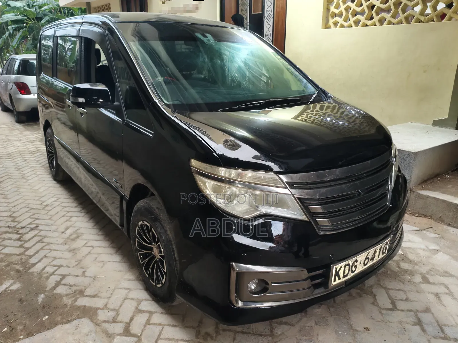 Nissan Serena 2014 Black