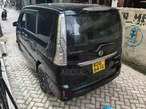 Nissan Serena 2014 Black