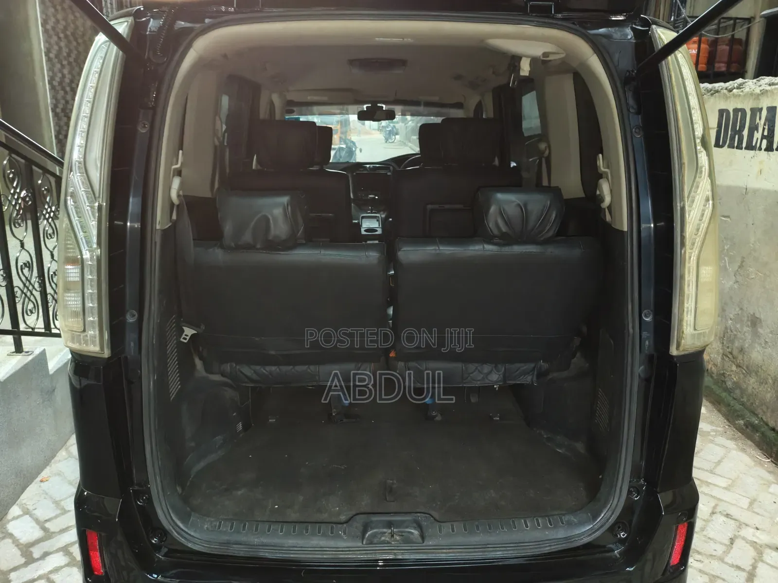 Nissan Serena 2014 Black